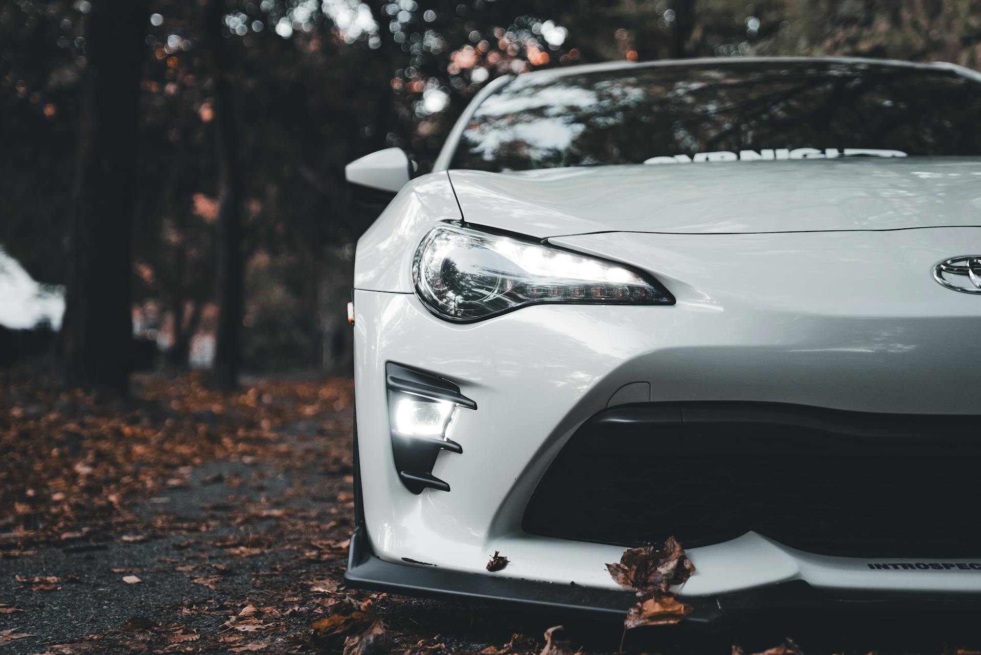 pexels-introspectivedsgn-28967007